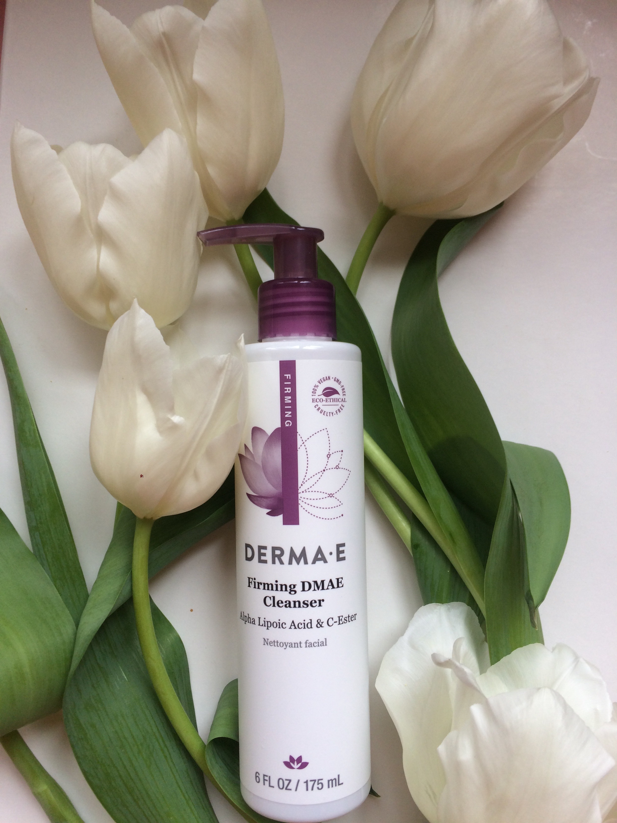 Косметика Derma E: средство для умывания с DMAE